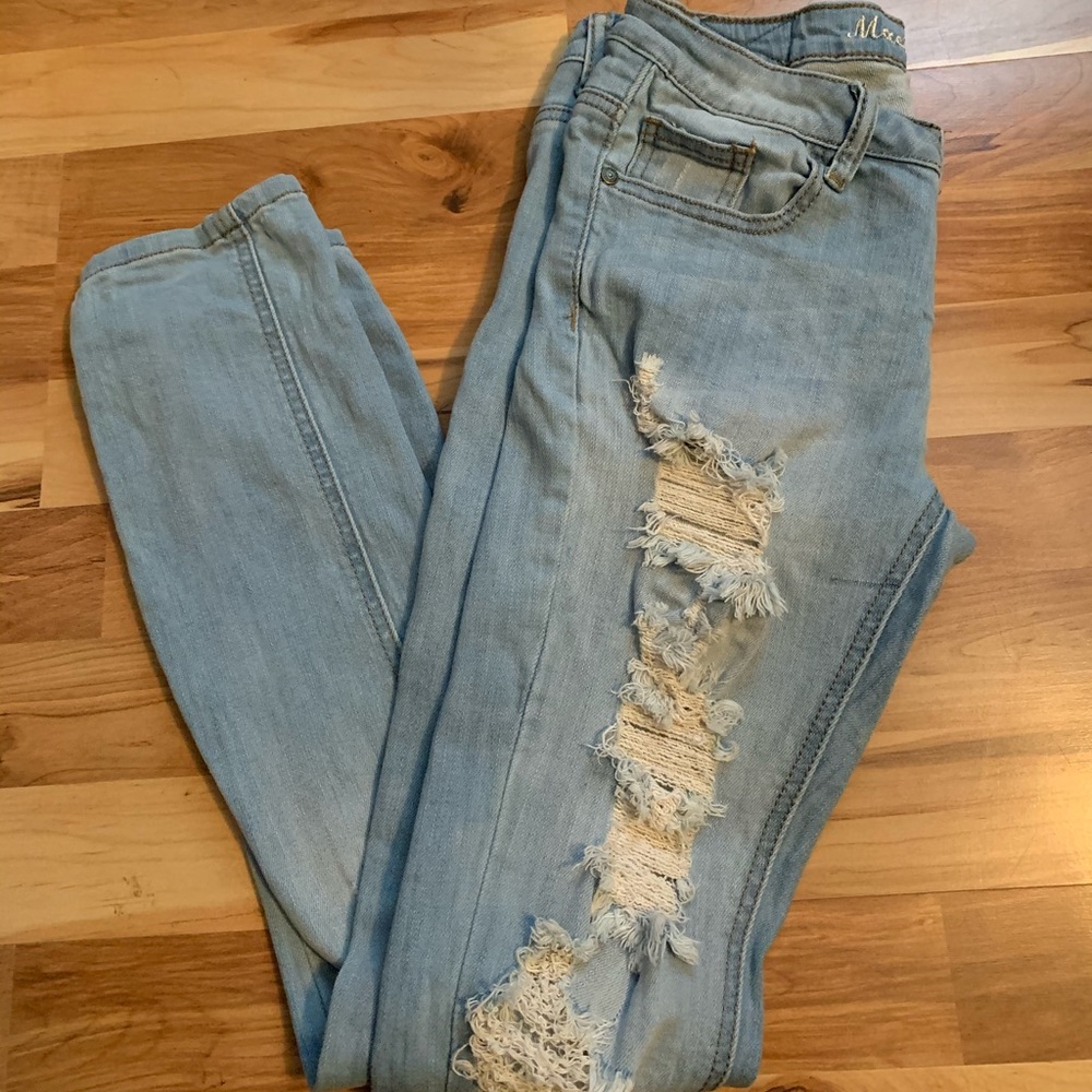 BRAND NEW Machine skinny distressed jeans